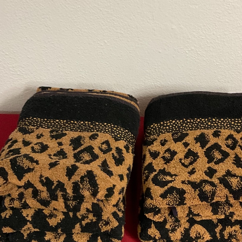 Vintage Cannon Royal Family Bath Towels Set Elegant Decor Set of 2 Leopard Print